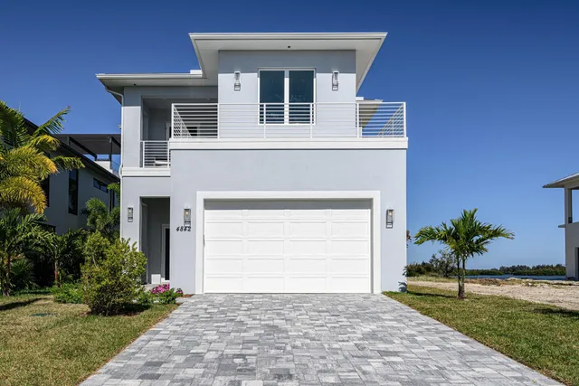 $2,999,000 | 4842 South Harbor Drive, Vero Beach, FL 32967