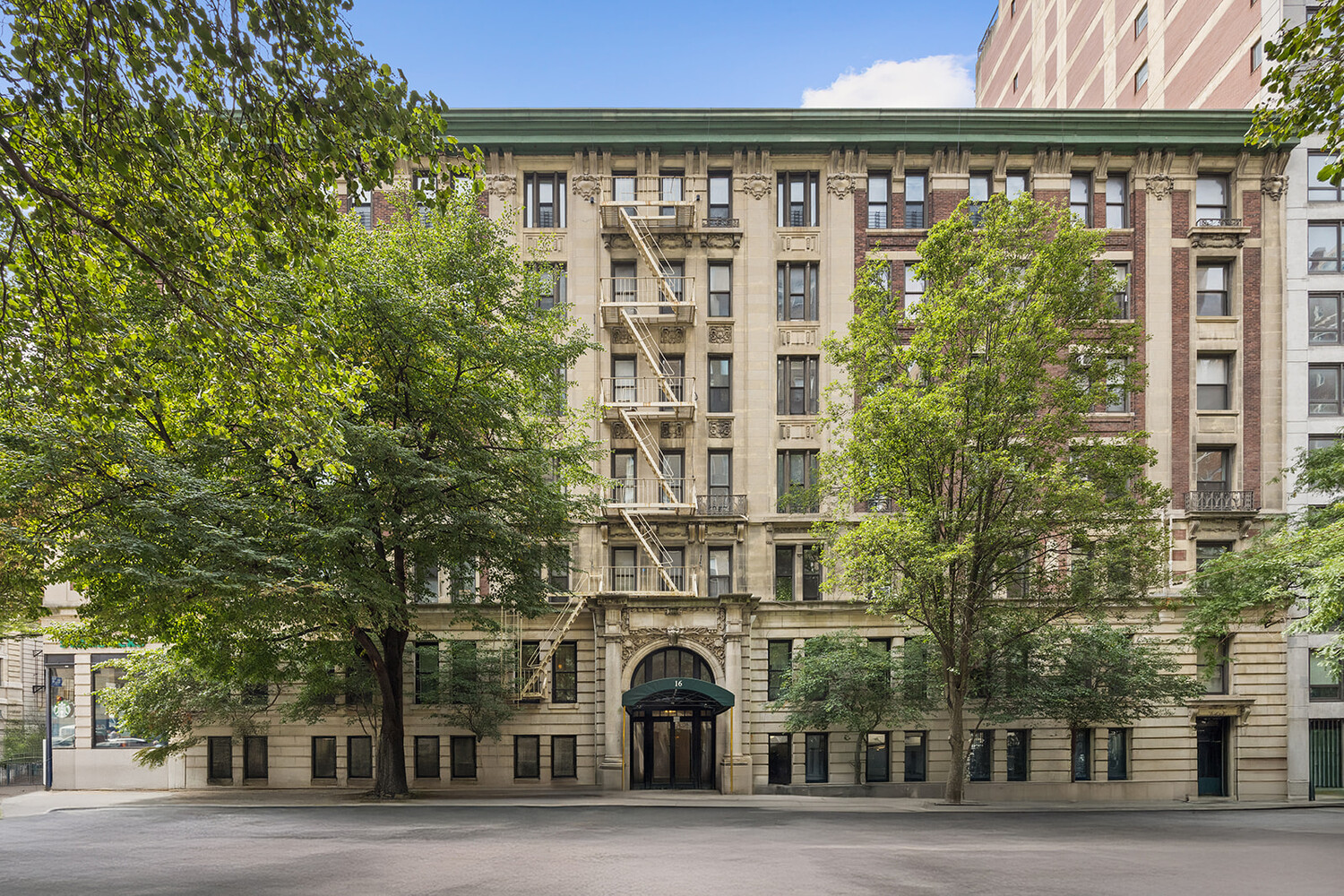 16 East 96th Street, Unit 7B Manhattan, NY 10128 - Photo 54 of 55