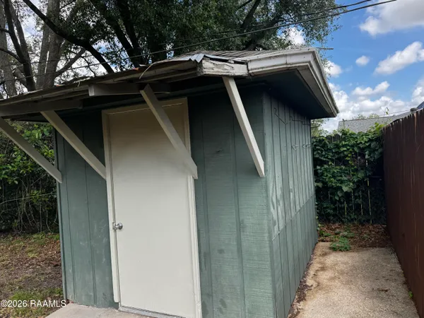 $1,300 | Undisclosed Address, Opelousas, LA 70570
