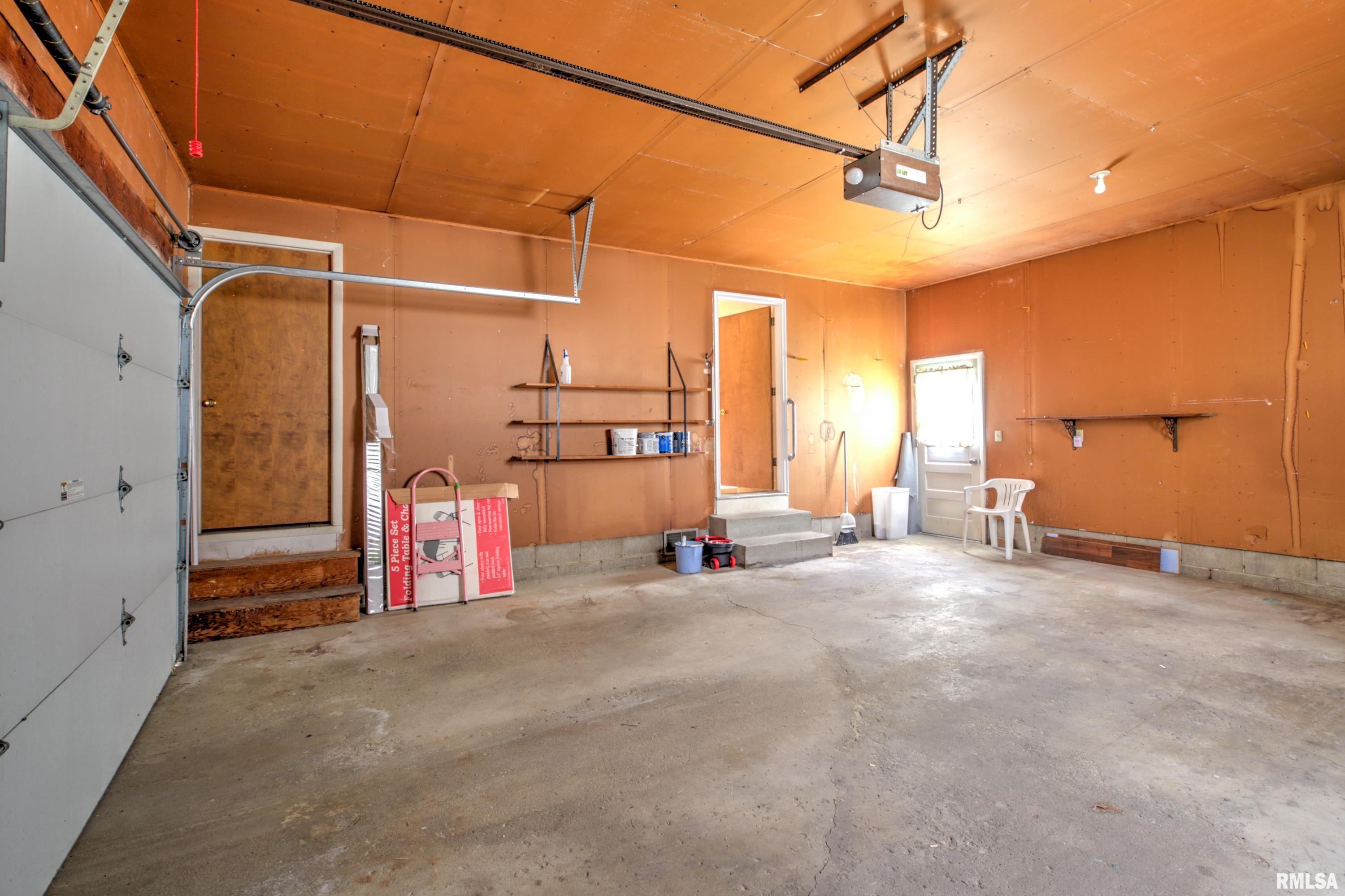 6415 North Big Hollow Road Peoria, IL 61615 - Photo 42 of 71