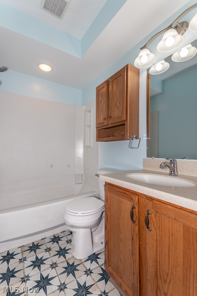 97 Park Road, Unit 97 Painesville, OH 44077 - Photo 16 of 33 Gallery Image 16