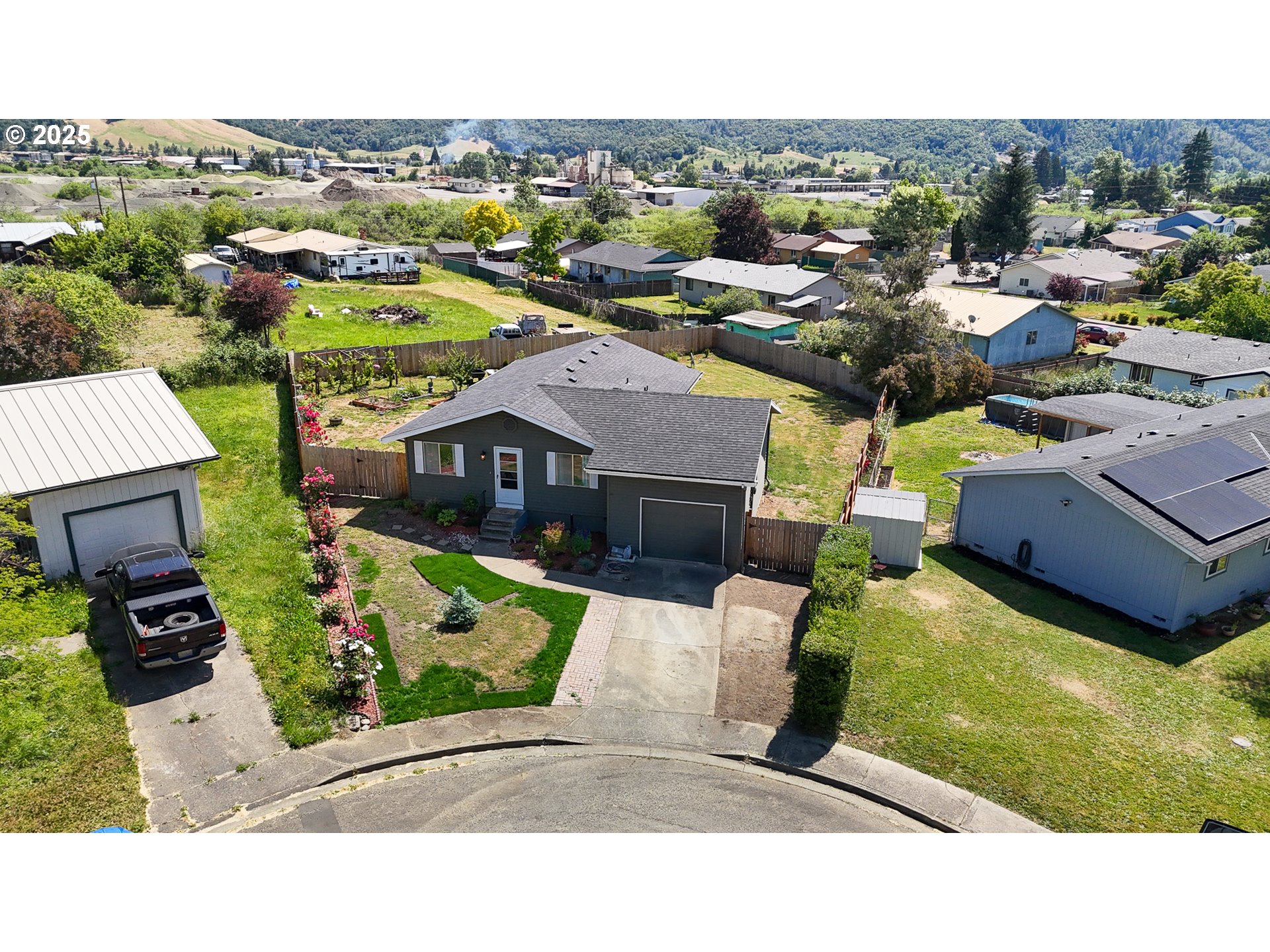 715 Penny Lane Riddle, OR 97469 - Photo 13 of 32 a picture of city view