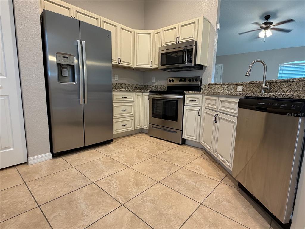 15369 Southwest 65th Ter Road Ocala, FL 34473 - Photo 6 of 24