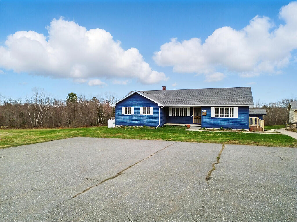 166 Weeks Mills Road South China, ME 04358 - Photo 7 of 134 118_Photo_006_DxO_mls