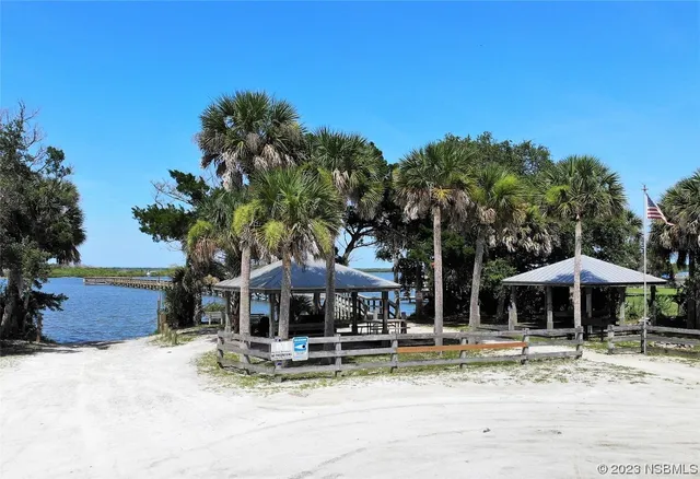 $278,000 | 474 Sioux Boulevard, Oak Hill, FL 32759