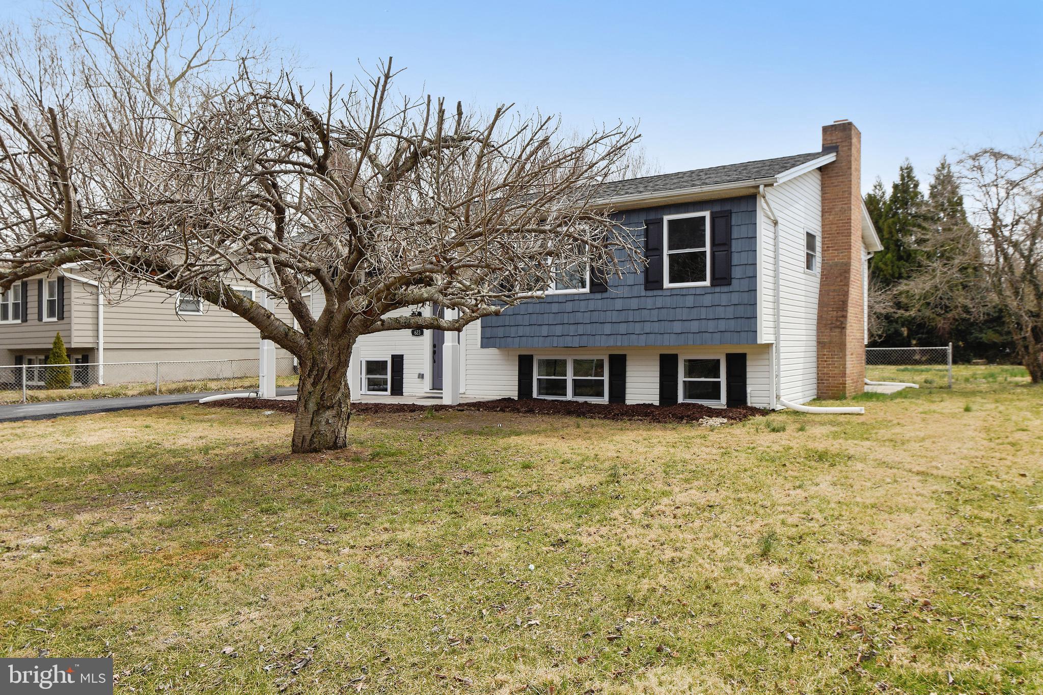 623 Edwards Road Annapolis, MD 21409 - Photo 2 of 33