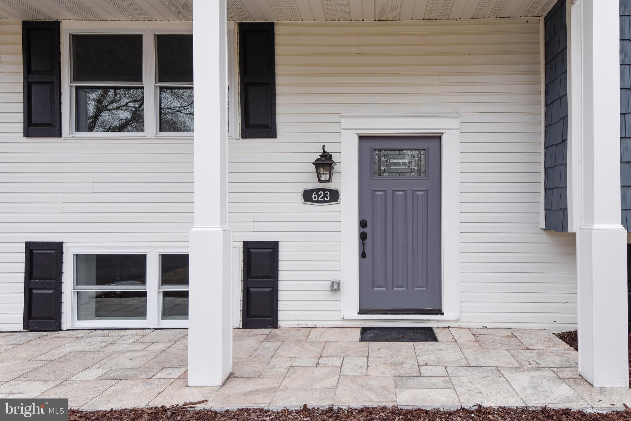 623 Edwards Road Annapolis, MD 21409 - Photo 3 of 33
