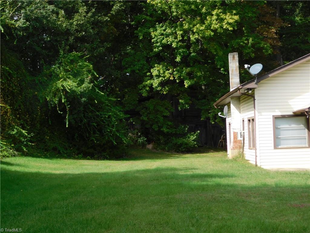4912 Davis Road Winston-Salem, NC 27105 - Photo 3 of 7 Gallery Image 3