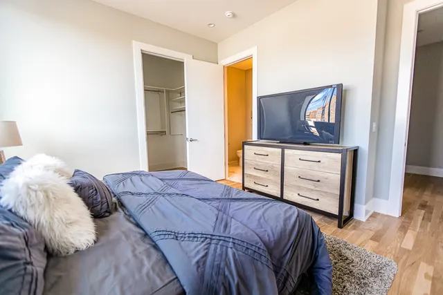 $3,095 | 4747 North Ashland Avenue, Unit 406, Chicago, IL 60640