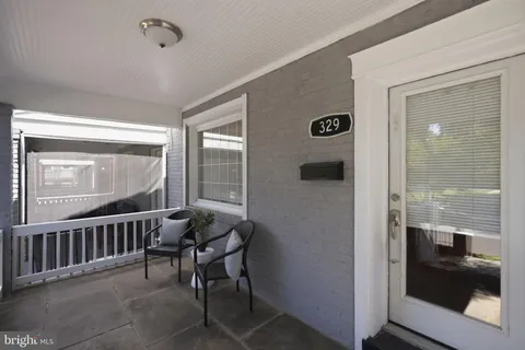 $850,000 | 329 18th Place Northeast, Washington, DC 20002