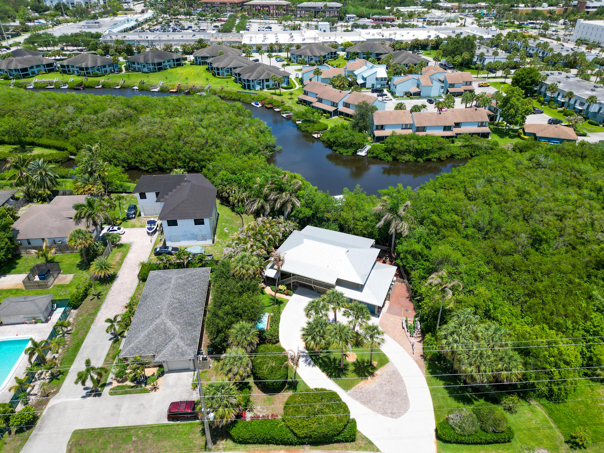 304 Southwest Indian Grove Drive Stuart, FL 34994 - Photo 61 of 73 20260522 - 304 SW Indian Groves Dr - MR-