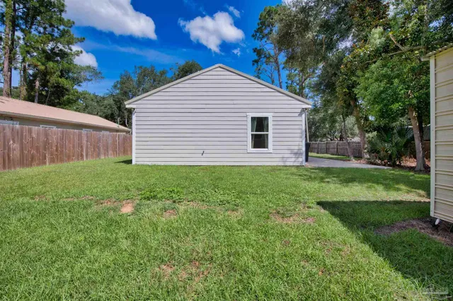 $1,850 | 3611 Stonewall Avenue, Pensacola, FL 32507