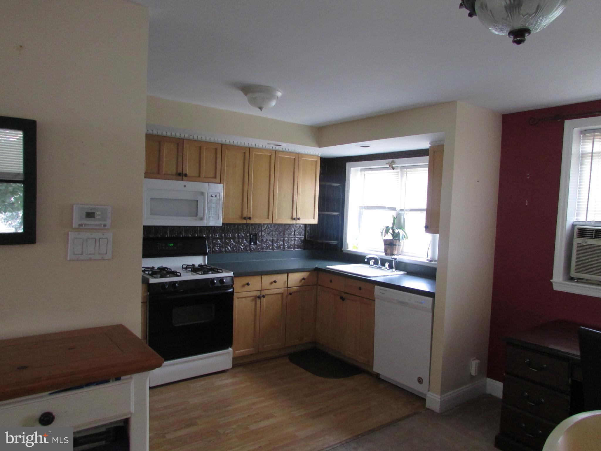 3353 Decatur Street Philadelphia, PA 19136 - Photo 7 of 21 Update Kitchen