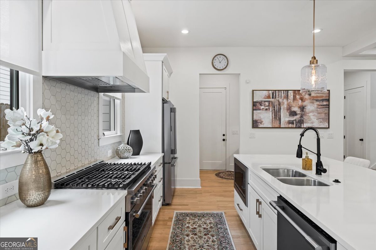 93 Candler Road Southeast Atlanta, GA 30317 - Photo 16 of 45 Gallery Image 16