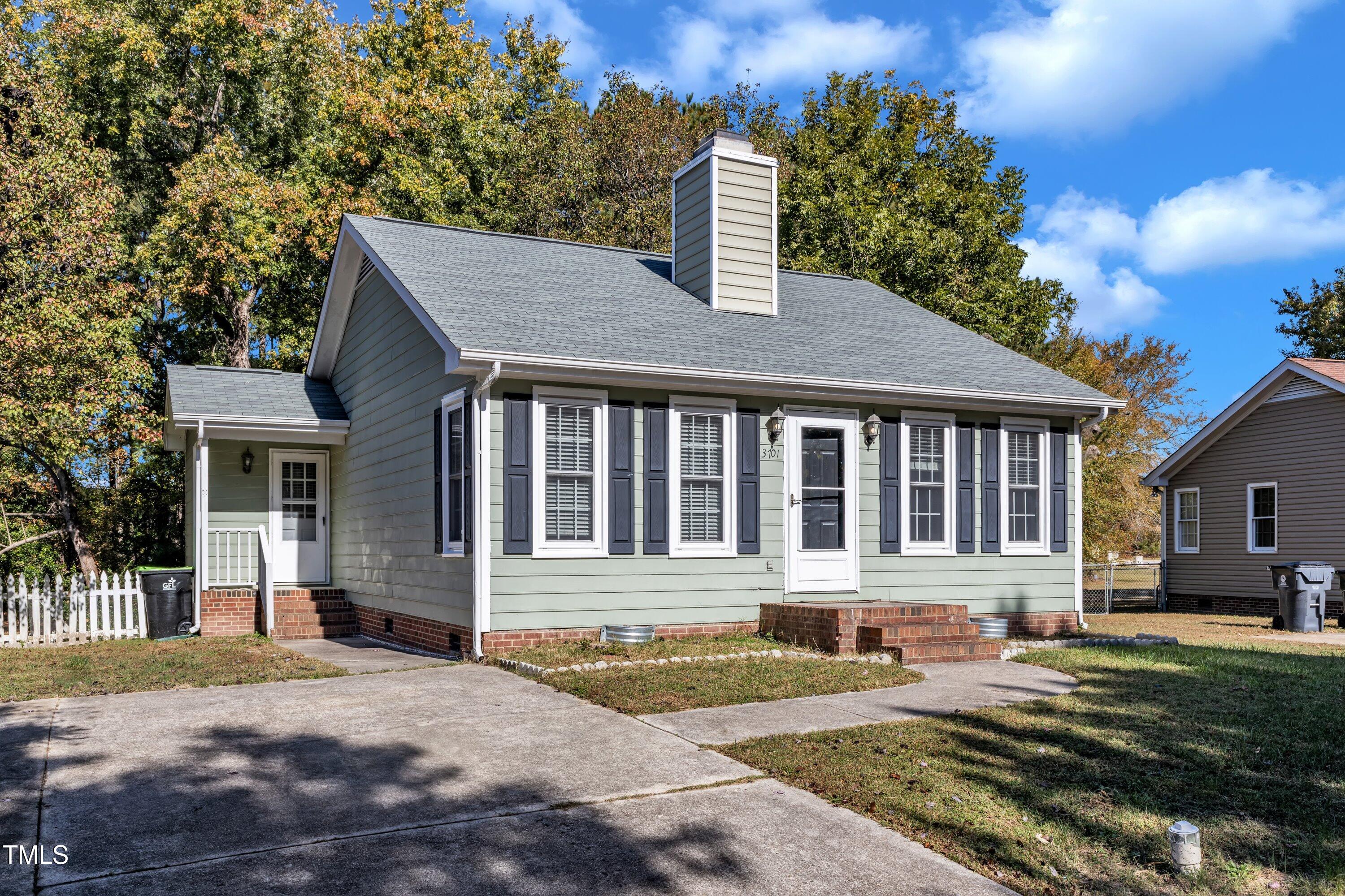 3701 Castlegate Drive Raleigh, NC 27616 - Photo 2 of 19 06-3701 Castlegate-5