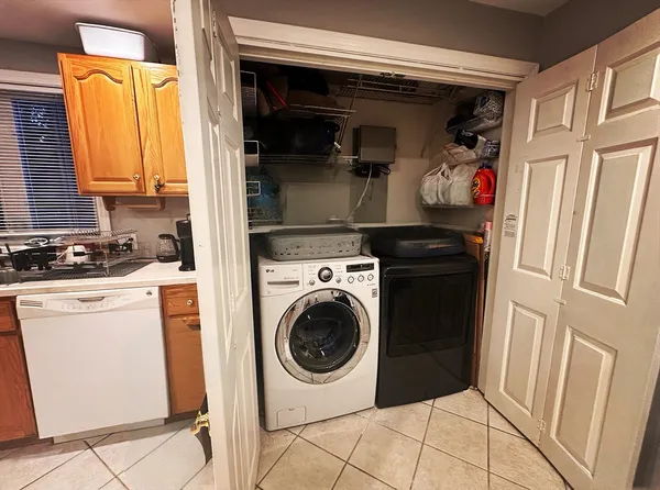 $2,900 | 203 Boston Post Road, Unit B, Wayland, MA 01778