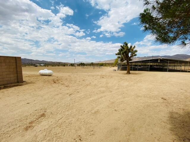27232 Cahuilla Road Apple Valley, CA 92307 - Photo 21 of 67 Cahuilla 54