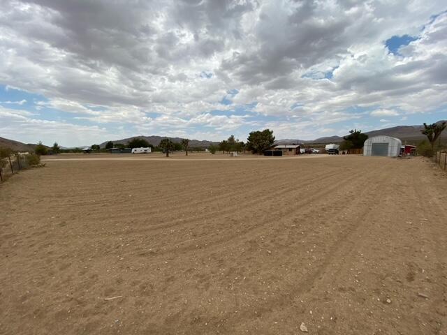 27232 Cahuilla Road Apple Valley, CA 92307 - Photo 4 of 67 Cahuilla 19