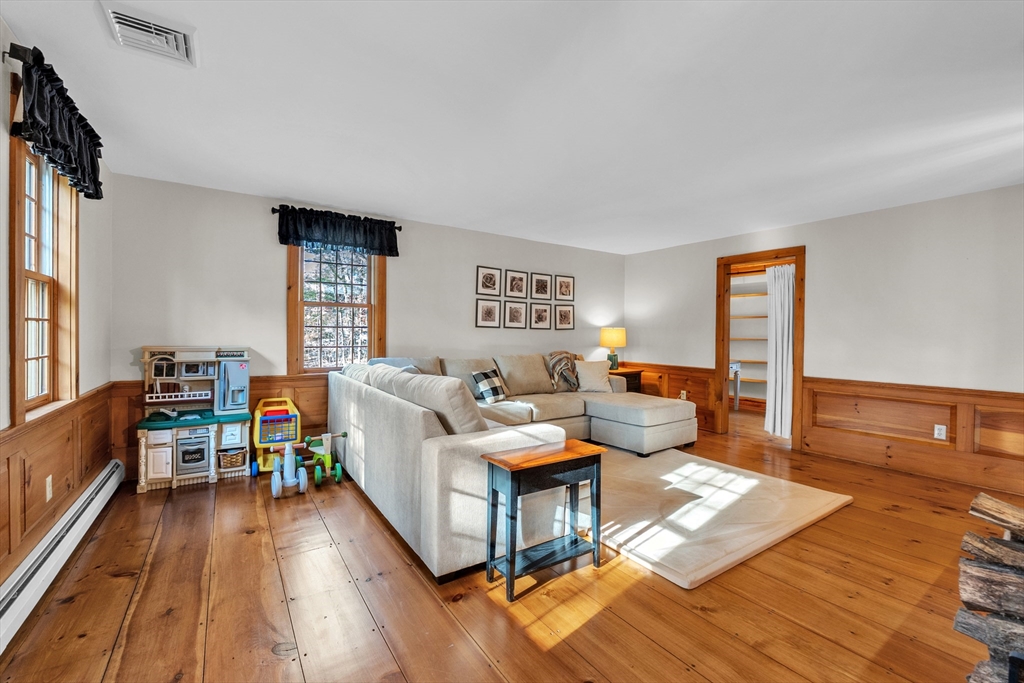 73 Champeaux Road Brimfield, MA 01010 - Photo 17 of 39