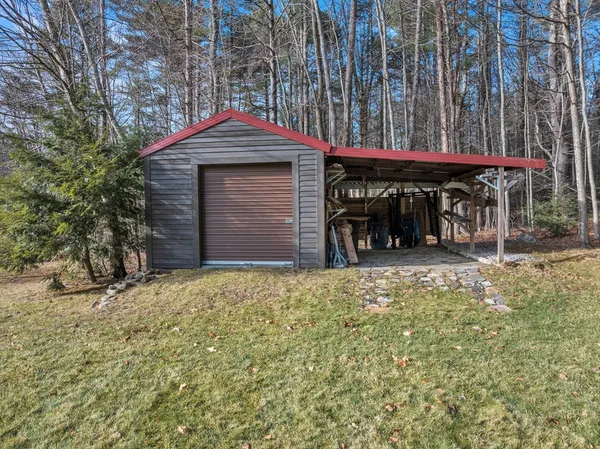 $4,950 | 73 Champeaux Road, Brimfield, MA 01010