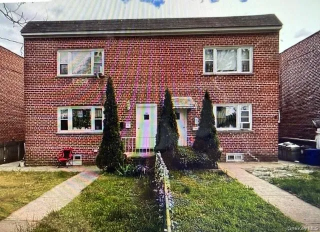 $1,390,000 | 2832 Harding Avenue | Throgs Neck