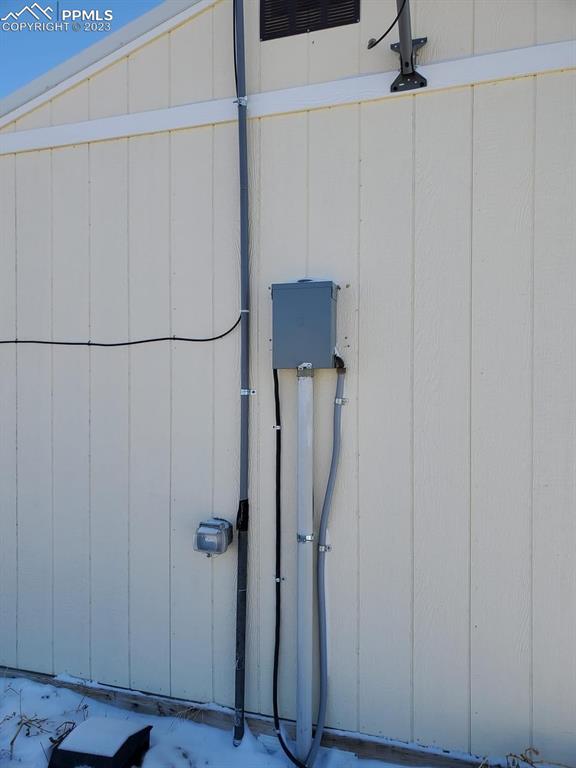 29088 County Road South Karval, CO 80823 - Photo 27 of 37 a view of a room with wooden floor