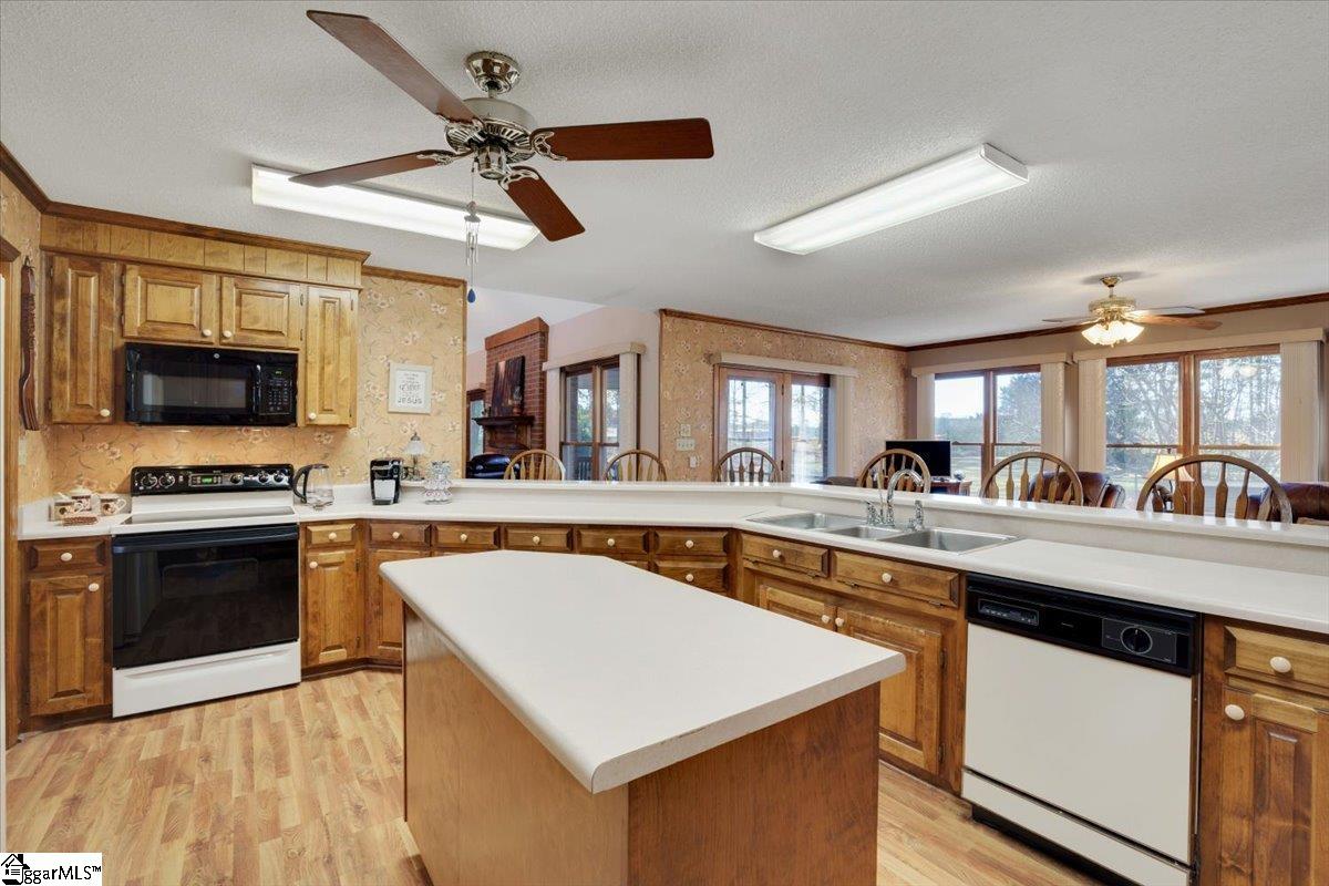 435 River Oak Road Inman, SC 29349 - Photo 12 of 36