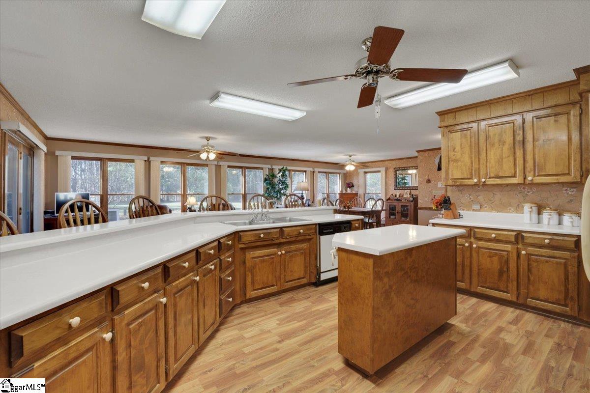 435 River Oak Road Inman, SC 29349 - Photo 13 of 36