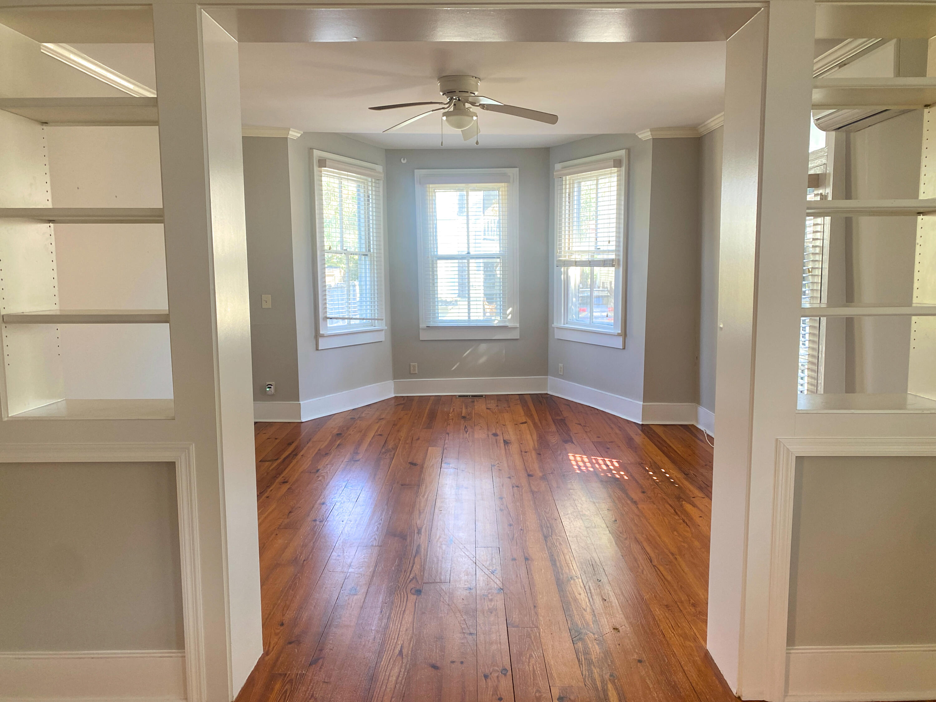 9 Gadsden Street Charleston, SC 29401 - Photo 4 of 60 9 Gadsden St (61)