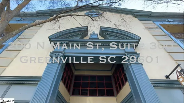 $550 | 200 North Main Street, Greenville, SC 29601