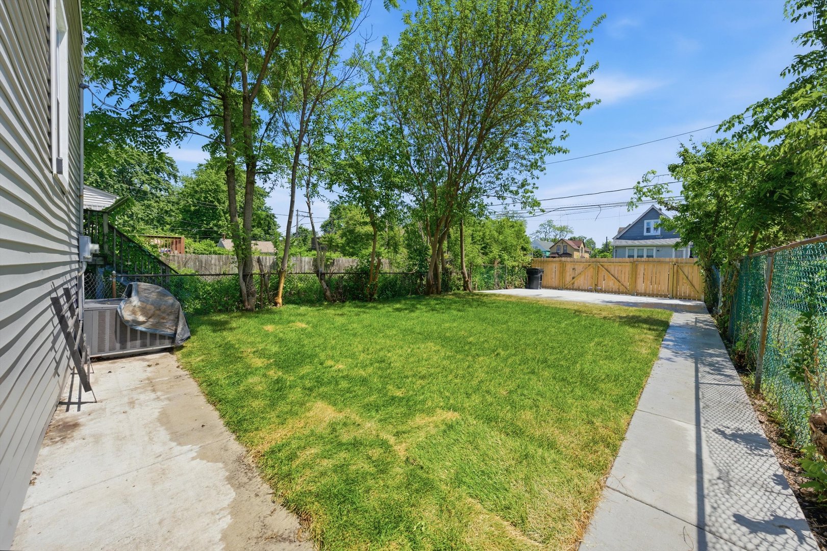 6833 South Aberdeen Street Chicago, IL 60621 - Photo 8 of 20