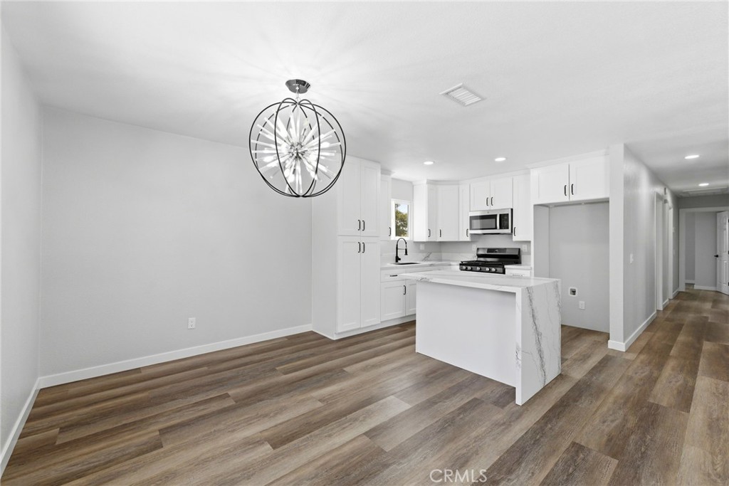 600 June Street Rialto, CA 92376 - Photo 8 of 46