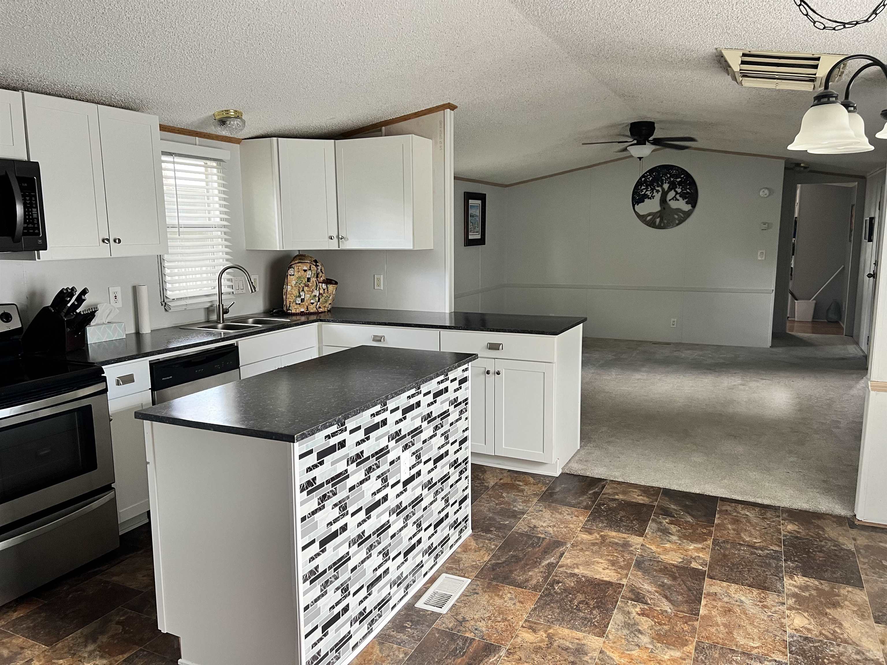 435 32 Road, Unit 129 Clifton, CO 81520 - Photo 7 of 12 Gallery Image 7