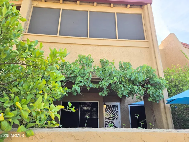 $2,990 | 8422 North Central Avenue, Unit B, Phoenix, AZ 85020
