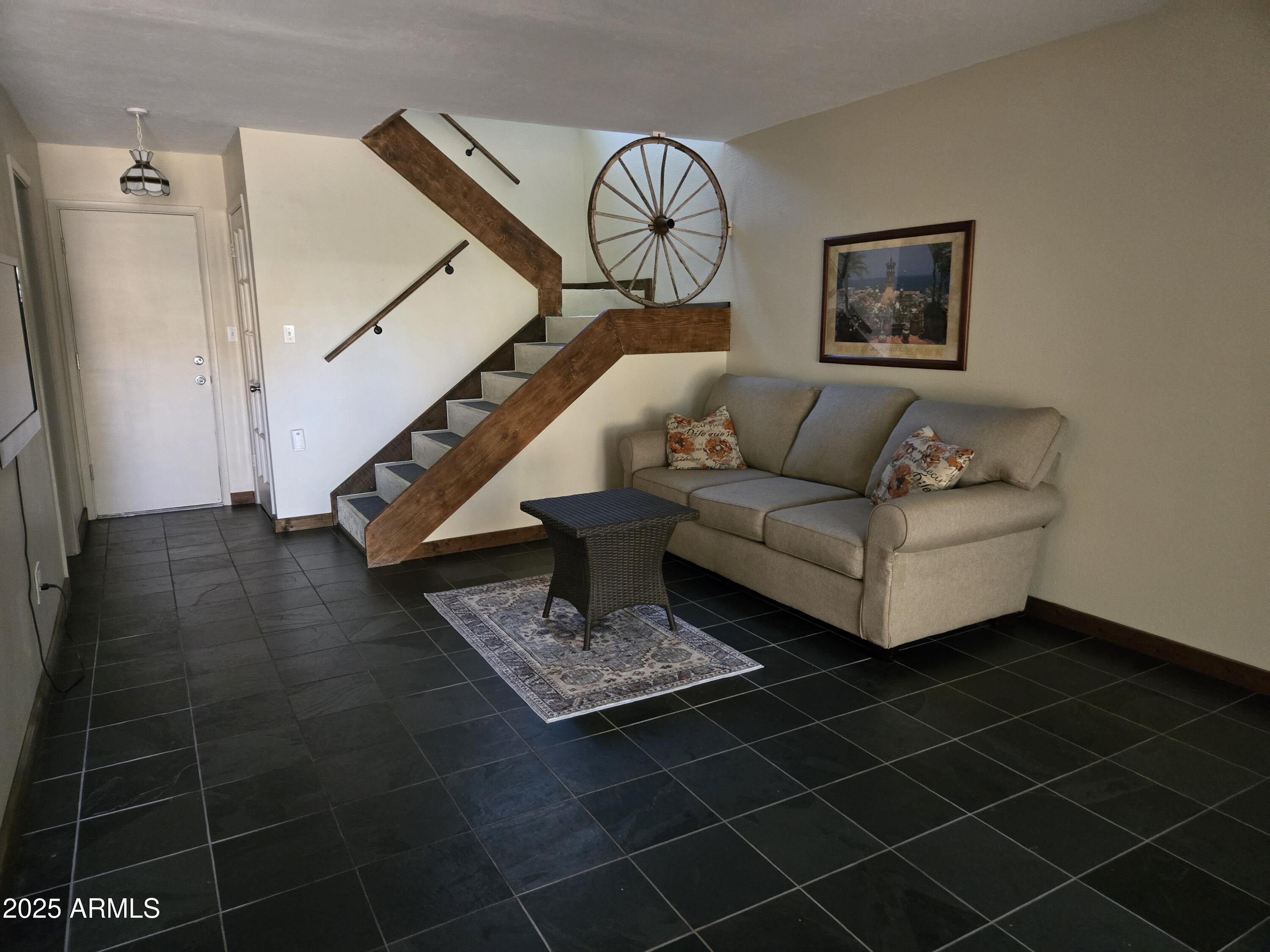 8422 North Central Avenue, Unit B Phoenix, AZ 85020 - Photo 20 of 64 20250814_104341