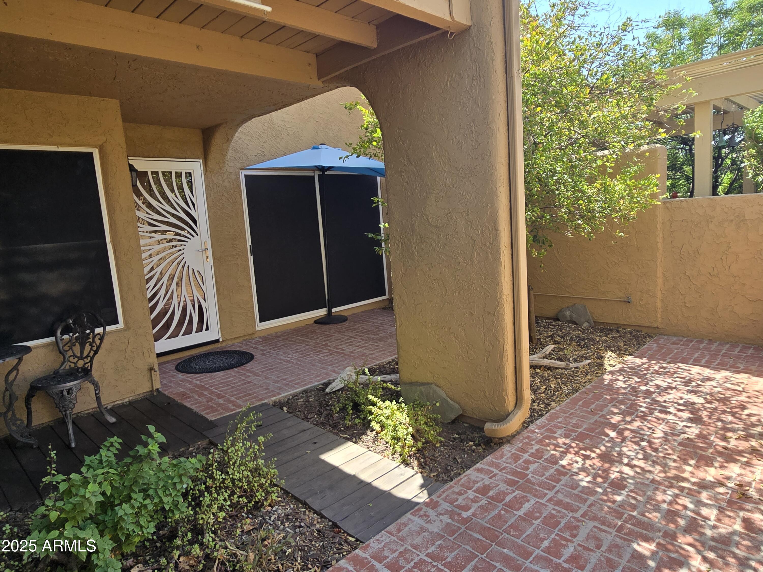 8422 North Central Avenue, Unit B Phoenix, AZ 85020 - Photo 2 of 64 20250814_102657