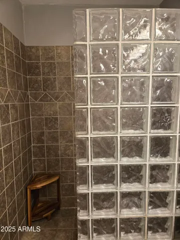 $2,990 | 8422 North Central Avenue, Unit B, Phoenix, AZ 85020