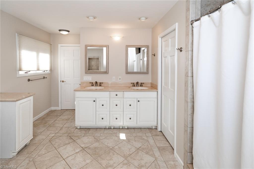 7204 Haw Ridge Road Summerfield, NC 27358 - Photo 24 of 43