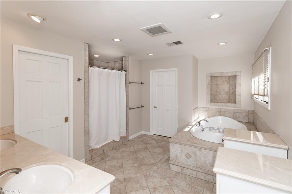 7204 Haw Ridge Road Summerfield, NC 27358 - Photo 25 of 43