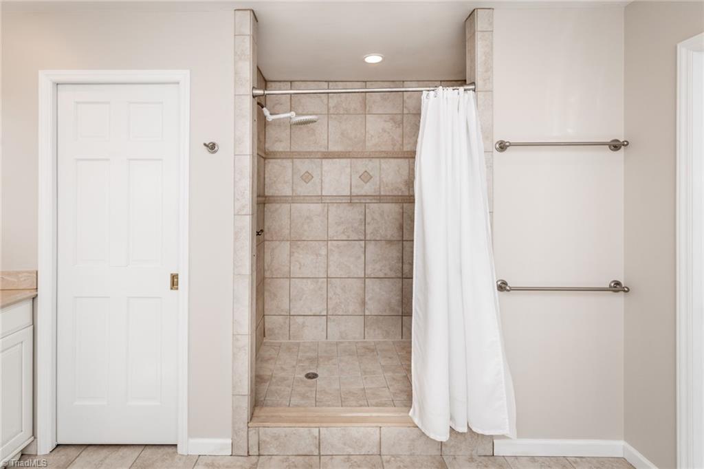 7204 Haw Ridge Road Summerfield, NC 27358 - Photo 27 of 43
