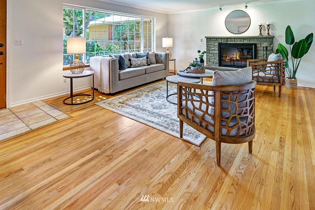 8511 Maple Lane Edmonds, WA 98026 - Photo 6 of 30 Gallery Image 6