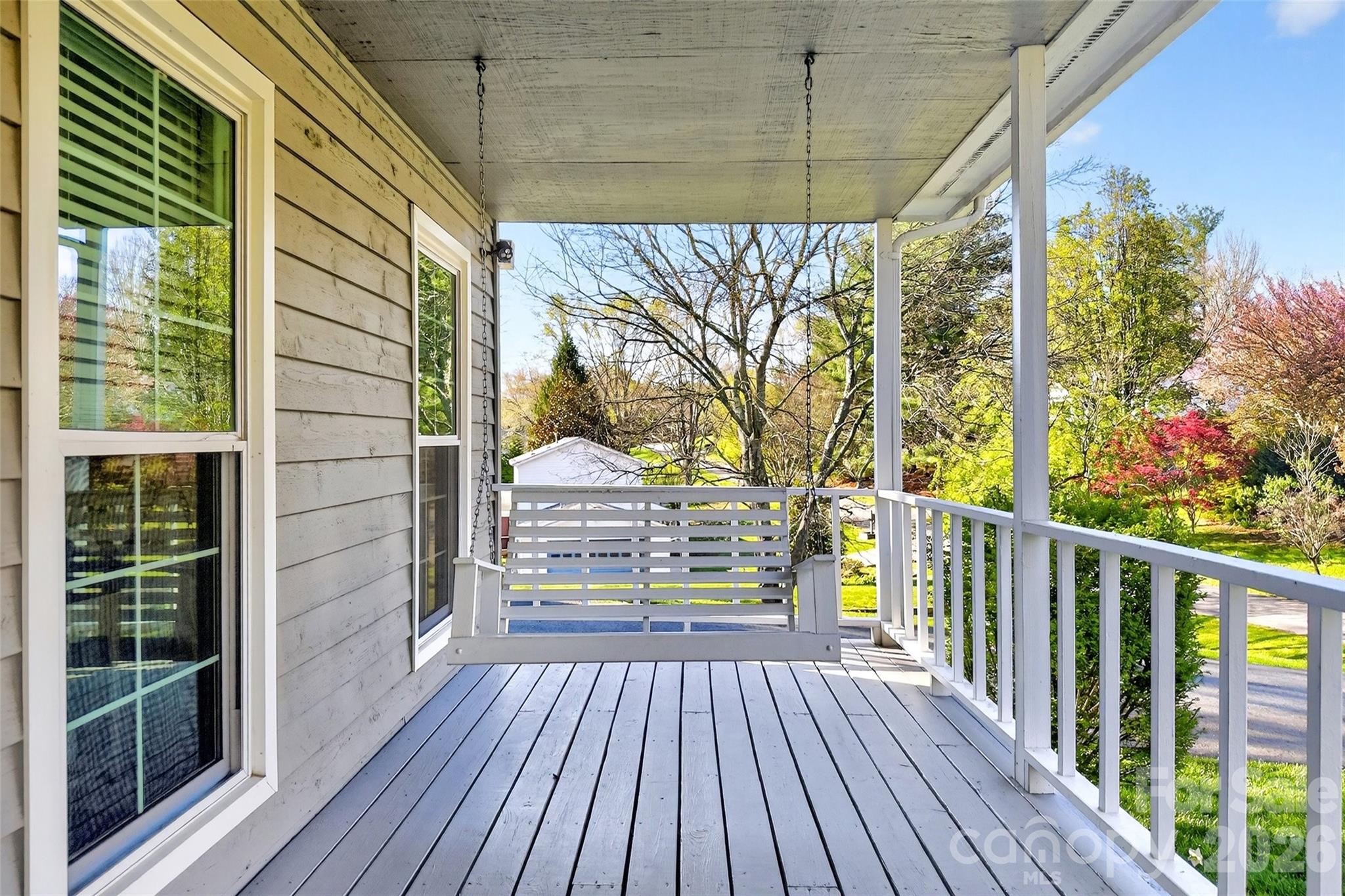 102 Charles Ridge Road Asheville, NC 28805 - Photo 6 of 37