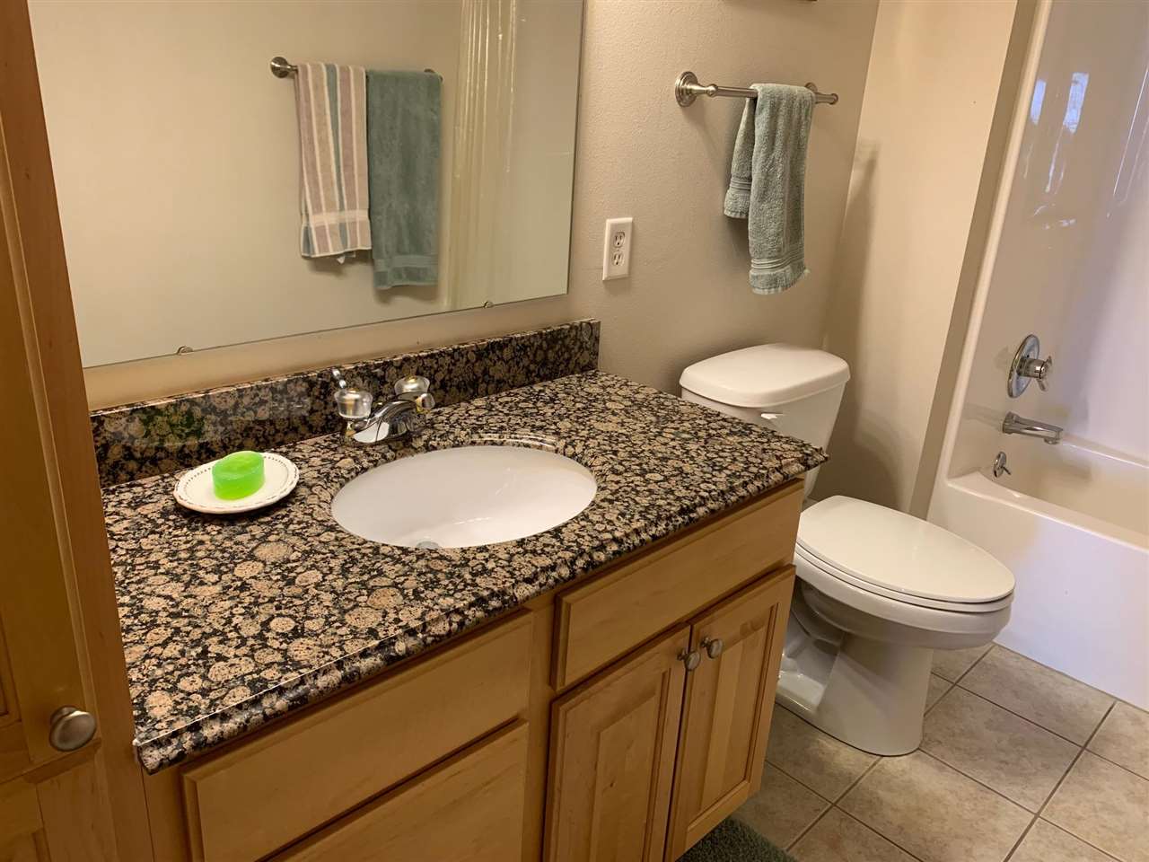 1092 Walnut Avenue, Unit 106 Riverside, IA 52327 - Photo 27 of 33 Gallery Image 27