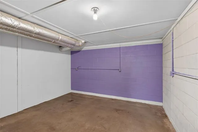 a view of empty room