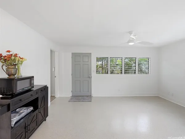 $2,500 | 1499 Akeke Place, Kailua, HI 96734