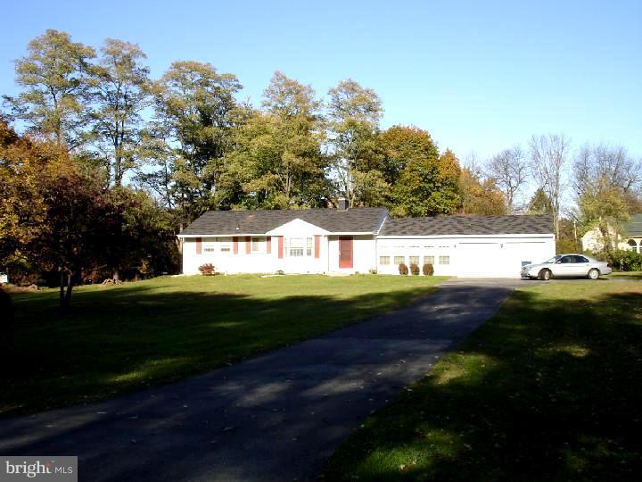 280 County Line Road Wayne, PA 19087 - Photo 2 of 16 Exterior Front
