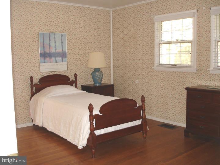 280 County Line Road Wayne, PA 19087 - Photo 10 of 16 Bedroom - Main