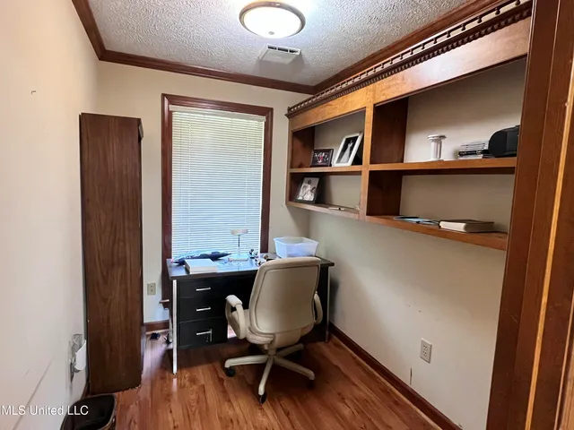 $299,900 | 103 Stanton Hall Drive, Florence, MS 39073