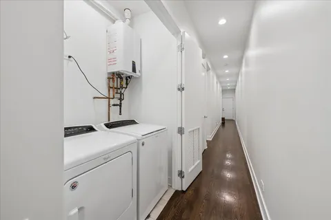 $539,900 | 3035 West Belmont Avenue, Unit 2E, Chicago, IL 60618