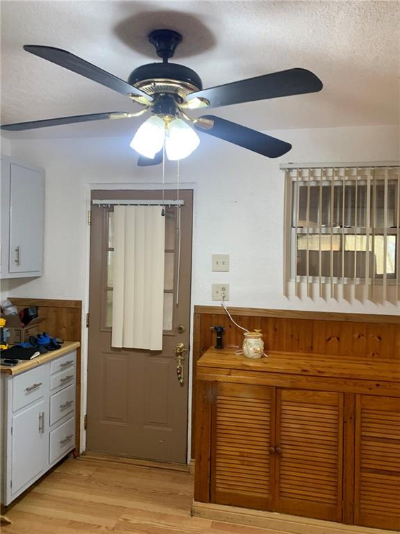 807 6th Street McKees Rocks, PA 15136 - Photo 9 of 25